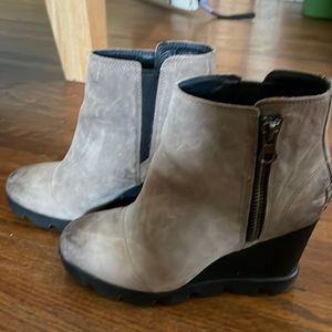 Sorel wedge booties